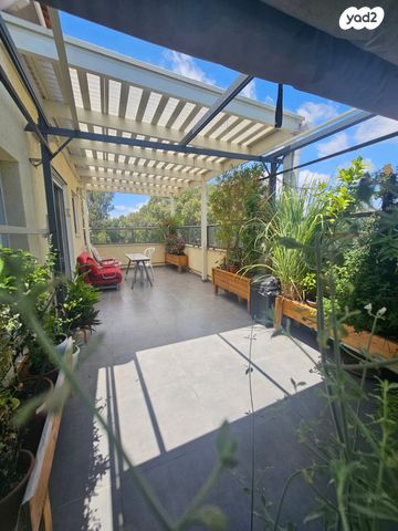 גג/ פנטהאוז, פרדס חנה כרכור