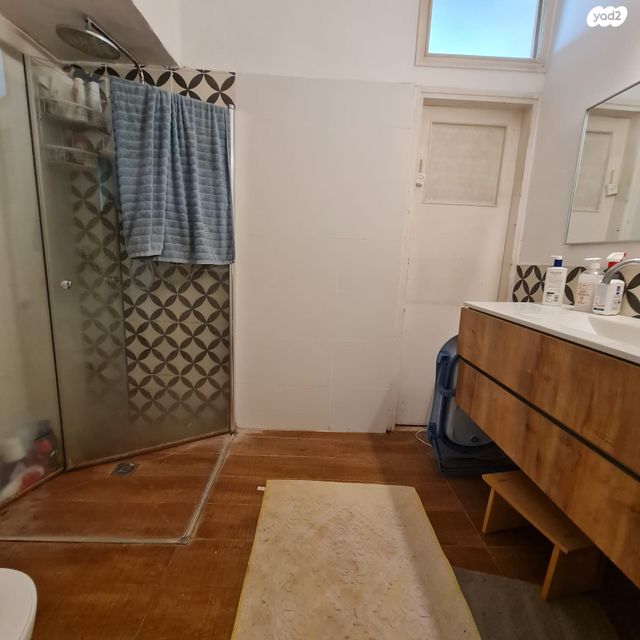 דירה, גולן, רמת השרון