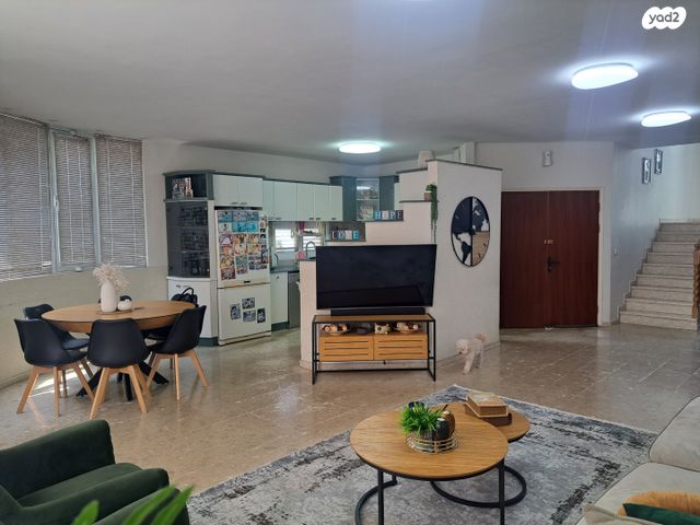 בית פרטי/ קוטג', איילון, גבעת הסביונים, גן יבנה