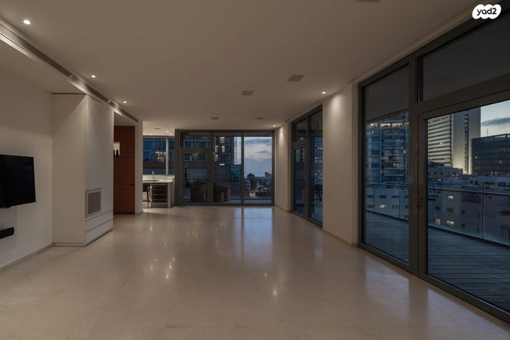 דירה, שדרות רוטשילד, תל אביב יפו