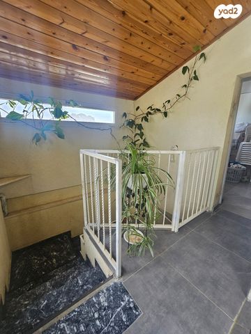 גג/ פנטהאוז, פרדס חנה כרכור