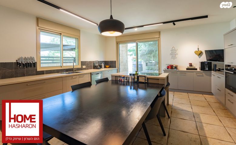 בית פרטי/ קוטג', הוד השרון