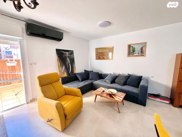 דירה, עין עקרבים, המעיינות, שחמון, רובע 8, אילת