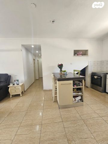 גג/ פנטהאוז, פרדס חנה כרכור