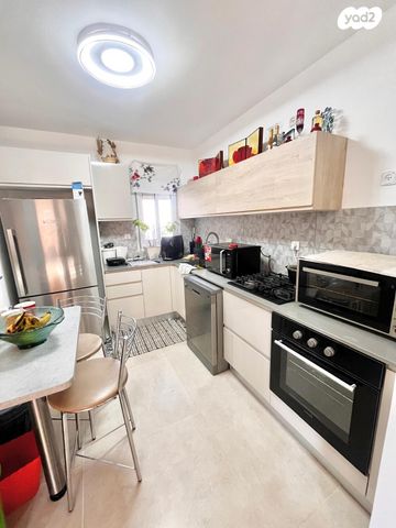 דירה, עין עקרבים, המעיינות, שחמון, רובע 8, אילת