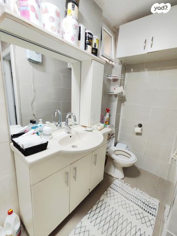 דירה, אבן עזרא, באר שבע