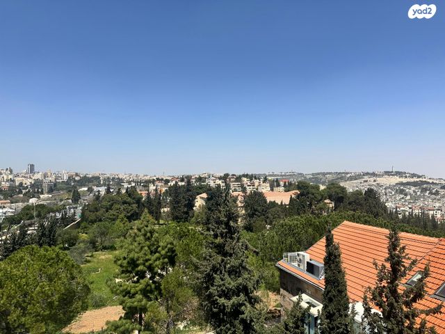 גג/ פנטהאוז, מרדכי כספי, ירושלים