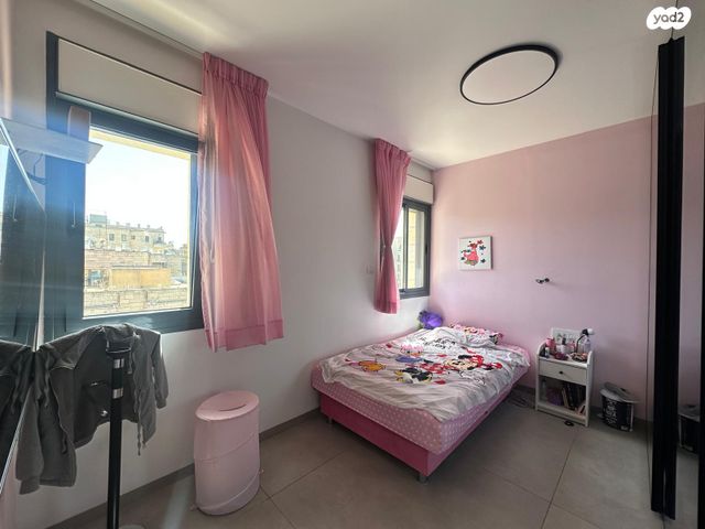 גג/ פנטהאוז, מרדכי כספי, ירושלים