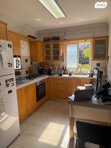 דירה, יעקב אזולאי, רמת אלון, חיפה