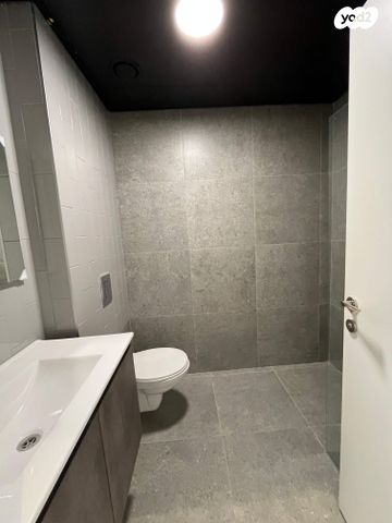 דירה, הנמל 19, שער פלמר, תחנת רכבת השמונה, חיפה