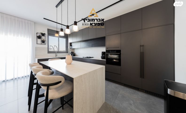 גג/ פנטהאוז, שניר 16, הפארק, חדרה