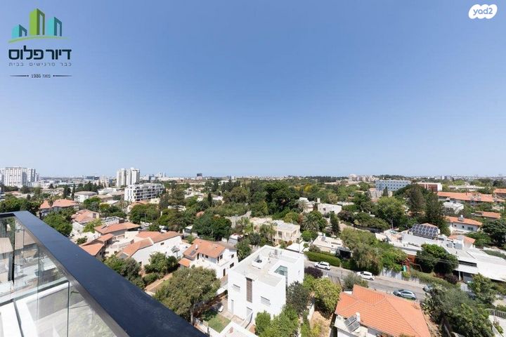 גג/ פנטהאוז, רחובות