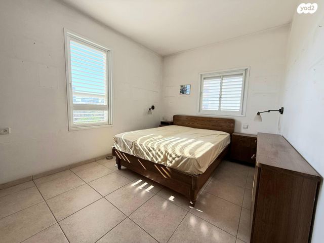 גג/ פנטהאוז, אנילביץ', שיכון ותיקים, חולון