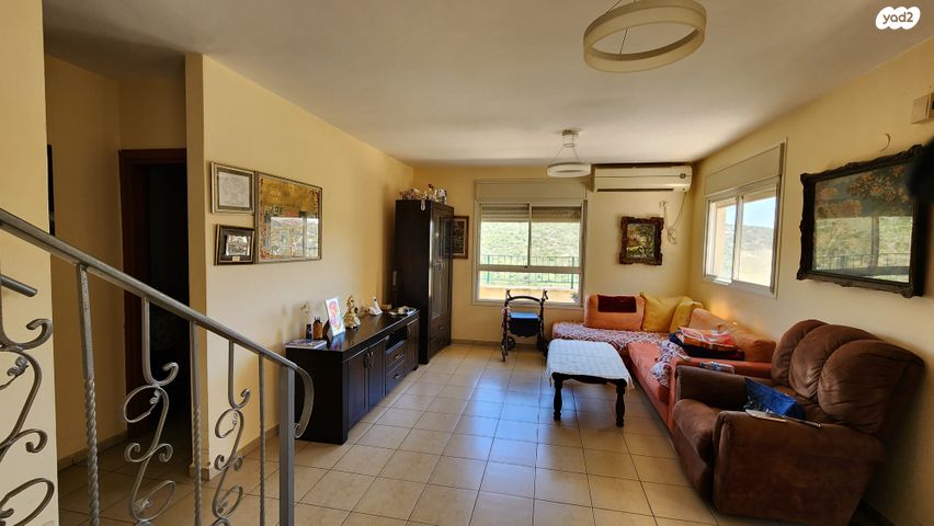 דירת גן, קרני שומרון