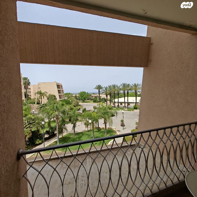 דירה, רוטשילד, קיסריה