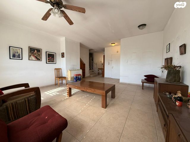 גג/ פנטהאוז, אנילביץ', שיכון ותיקים, חולון