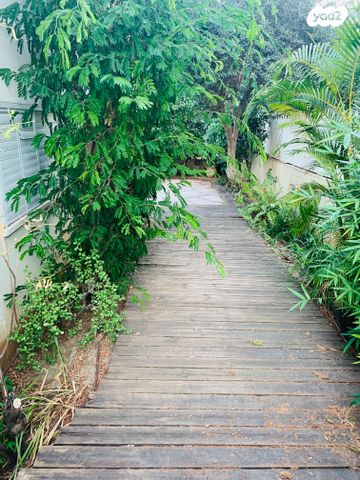 בית פרטי/ קוטג', רות, פתח תקווה