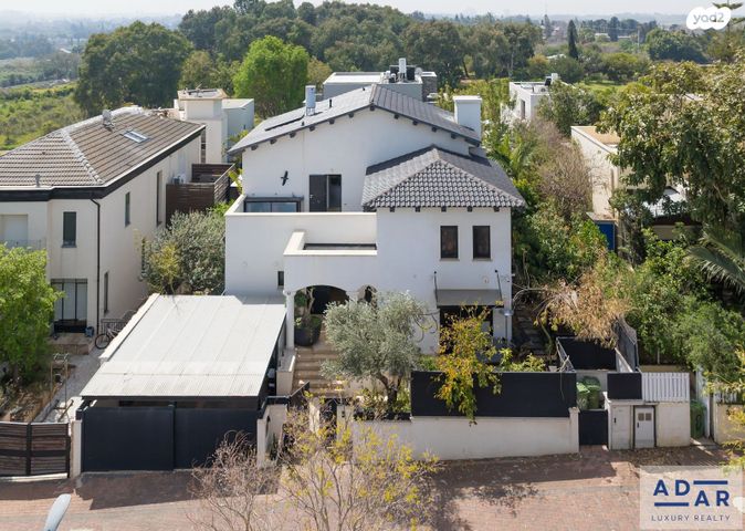 סמטת הצבעוני 