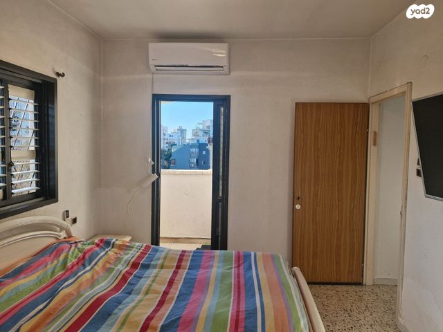 דירה, דוד רמז, רחובות