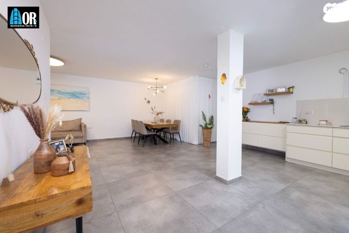 דירת גן, א. טווינה, נווה יהונתן, רמלה