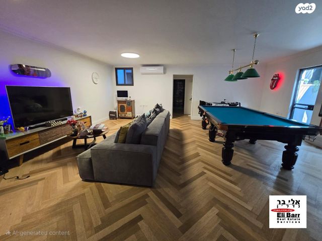 בית פרטי/ קוטג', גולן, רמת השרון