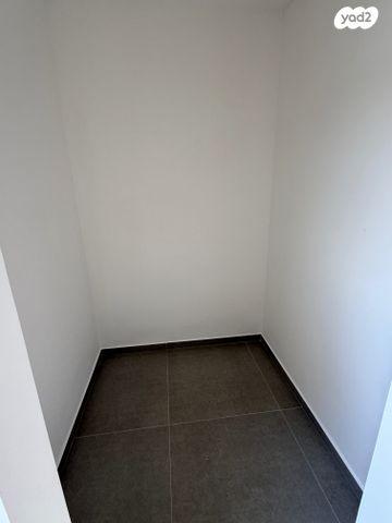 דירה, נורדאו, מכב"י, יהוד מונוסון