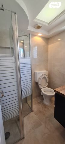 גג/ פנטהאוז, הצופית 3, מפדה אזרחי, חולון