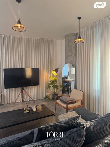 דירה, דרך מנחם בגין 158, מונטיפיורי, הרכבת, תל אביב יפו