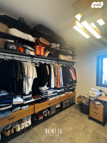 דירה, דרך מנחם בגין 158, מונטיפיורי, הרכבת, תל אביב יפו