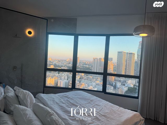 דירה, דרך מנחם בגין 158, מונטיפיורי, הרכבת, תל אביב יפו