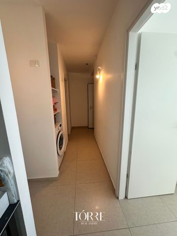 דירה, דרך מנחם בגין 160, מונטיפיורי, הרכבת, תל אביב יפו