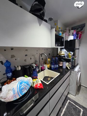 מקווה ישראל 25