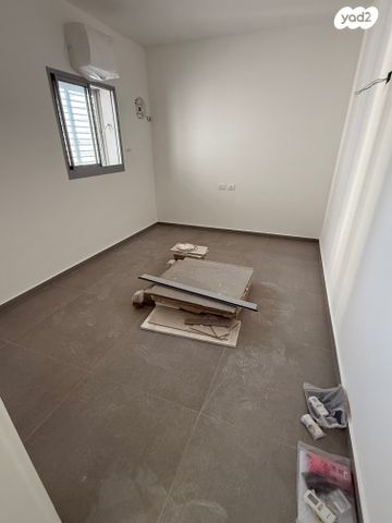 דירה, נורדאו, מכב"י, יהוד מונוסון