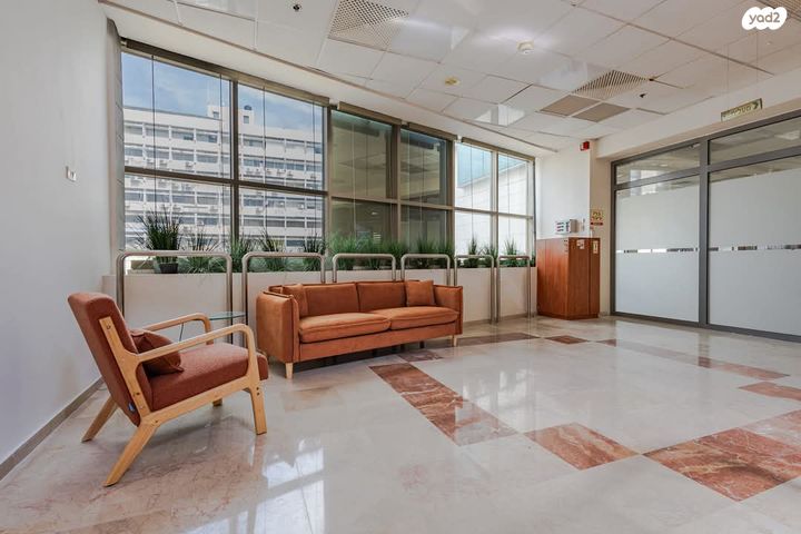 בניין משרדים, הרברט סמואל, חדרה