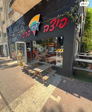 חנויות/ שטח מסחרי