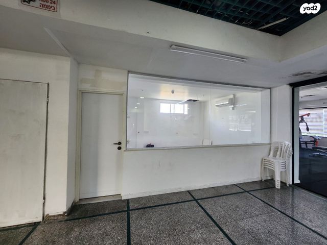 חנויות/ שטח מסחרי, הרצל, עמידר, טירת כרמל