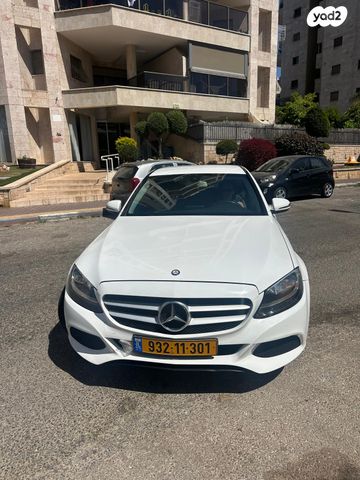 מודעת רכב מרצדס-בנץ C-class