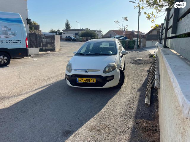 מודעת רכב פיאט פונטו