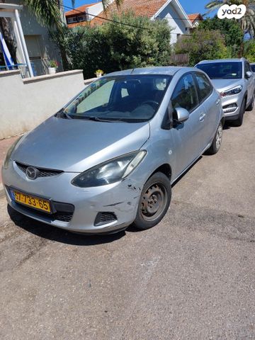 מודעת רכב מאזדה 2