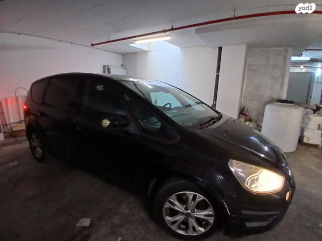 מודעת רכב פורד S-מקס