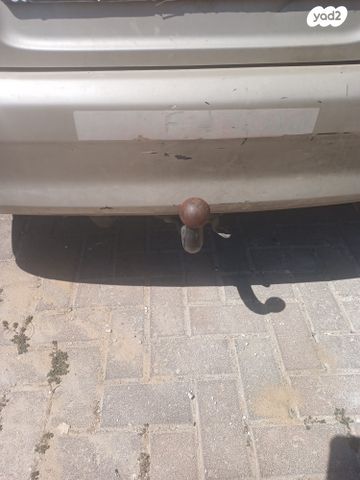 מודעת רכב מאזדה 323