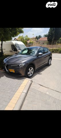 מודעת רכב אלפא רומיאו סטלביו