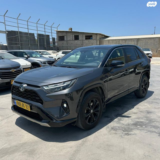 מודעת רכב טויוטה RAV4 2