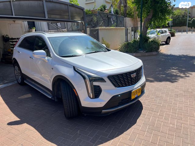 מודעת רכב קאדילק XT4