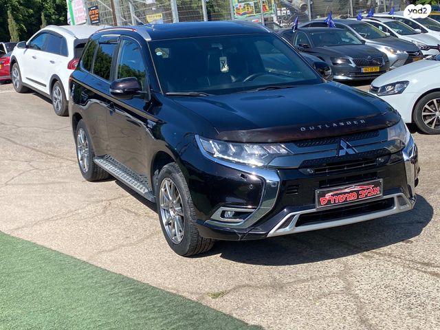 מיצובישי אאוטלנדר