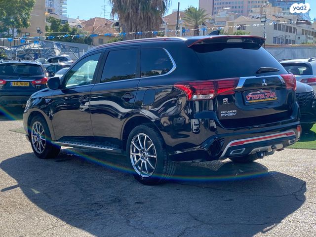 מיצובישי אאוטלנדר