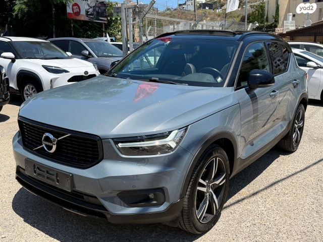 מודעת רכב וולוו XC40