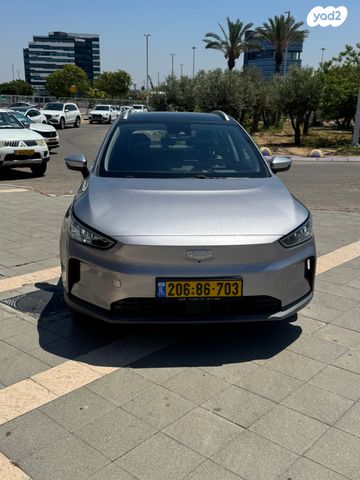 מודעת רכב ג׳ילי Geometry C