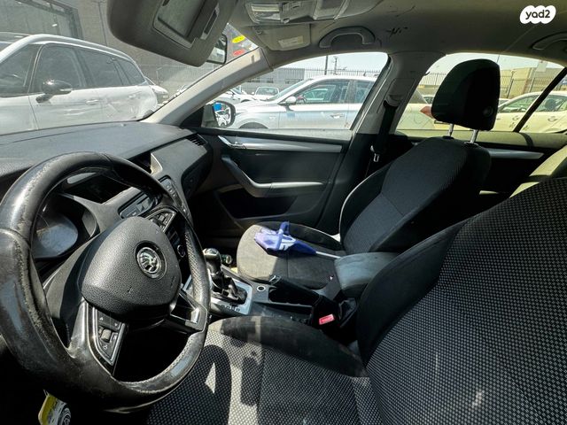 סקודה אוקטביה 