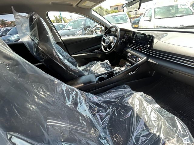 יונדאי אלנטרה